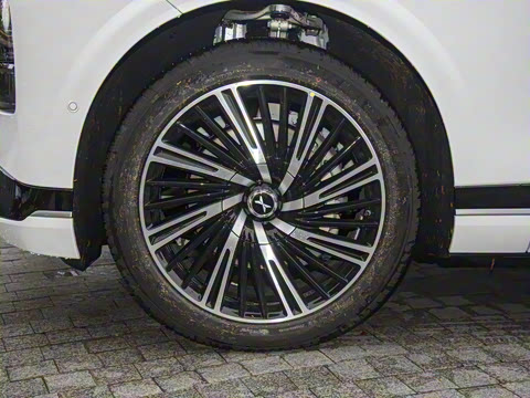 2025�� 680 ������������ Max