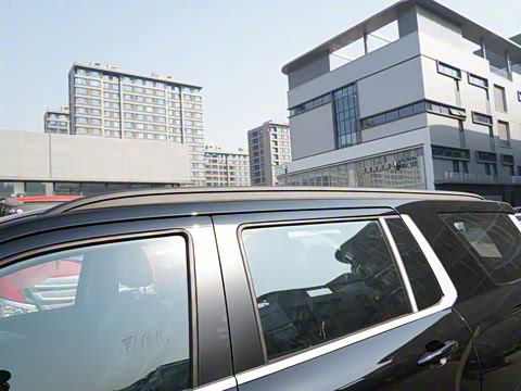 2025�� 2.0T�Զ�������Ӣ�� ����