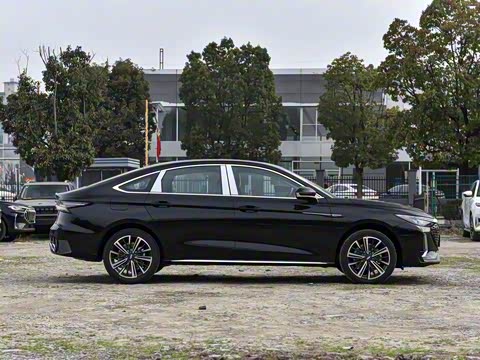 2025�� 1.6T DCT�