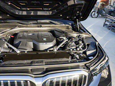 2025�� 530Li ������ M�˶���װ