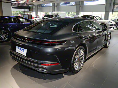 2024�� Panamera 4 �����ӳ��� 2.9T
