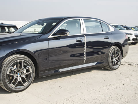 2025�� 530Li ������ ������װ