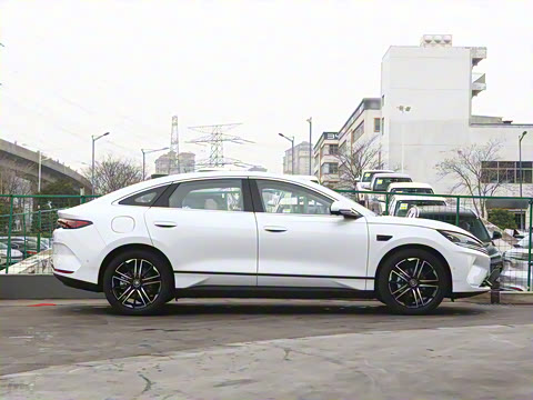 2025�� EV 545KM׿Խ��