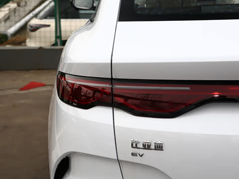 2025�� EV 545KM׿Խ��