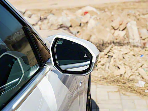 2025�� xDrive30L ������ M�˶���װ