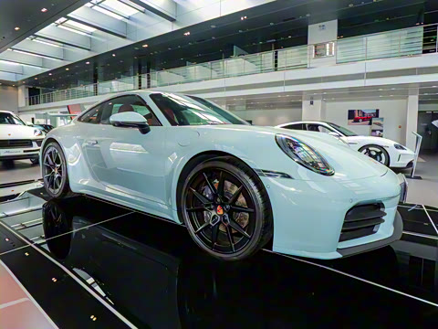 2025�� Carrera 3.0T