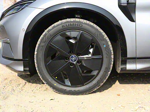 2025�� �Ǽݰ� 550km ׿Խ��