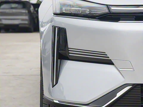 2025�� EM-i 60km ������