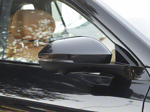 2025�� 636Max����� 5��