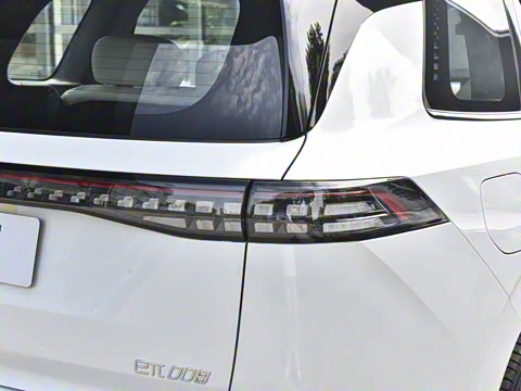 2025�� 210Ultra�Ǽݰ� 5��