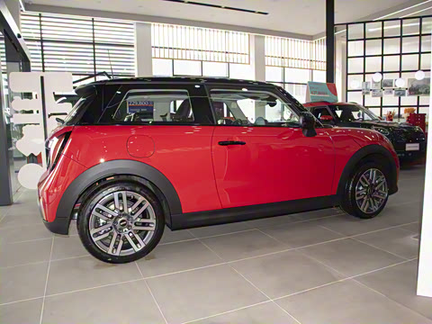 2025�� 1.5T COOPER ������