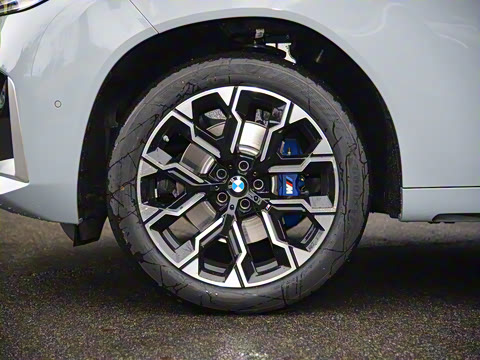 2025�� xDrive30L ������ M�˶���װ