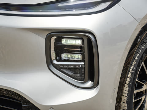 2025�� 215�콢��