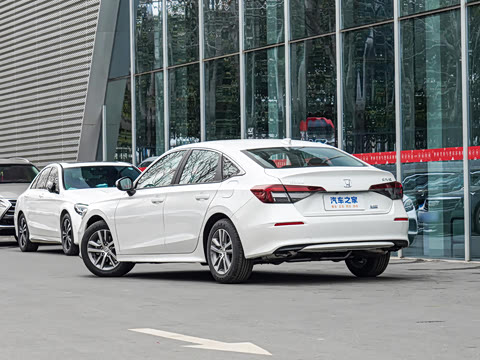 2025�� 240TURBO CVT ��ȤPlus