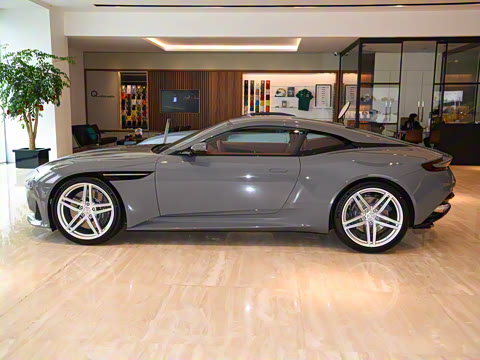 2025�� 4.0T V8 Coupe