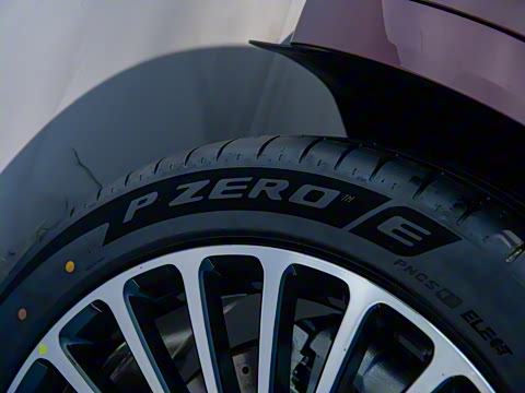 2025�� ���� Ultra�� 53.4kWh 5����