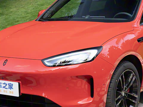 2025�� ����   Ultra ������