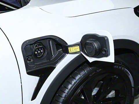 2023�� 735E+ ɭ�ְ�PRO 160kW