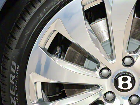 2024�� V8 Edition 8