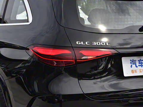 2025�� �Ŀ� GLC 300 L 4MATIC ������ 5��