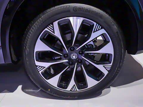 2025�� ���Ĵ� UItra 2.0T ������ ������