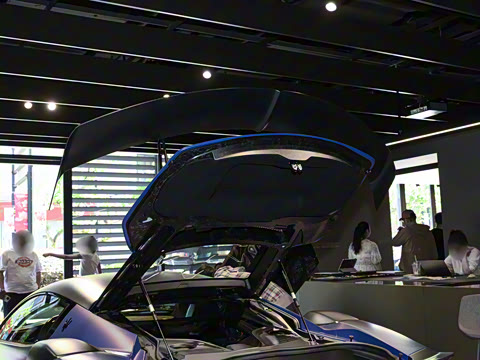 2024�� GT2 Stradale