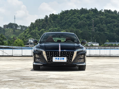 2025�� 2.0T ���а�