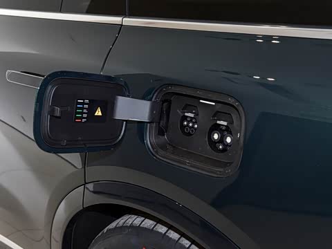 2025�� ���� Ultra�� 52kWh 6����