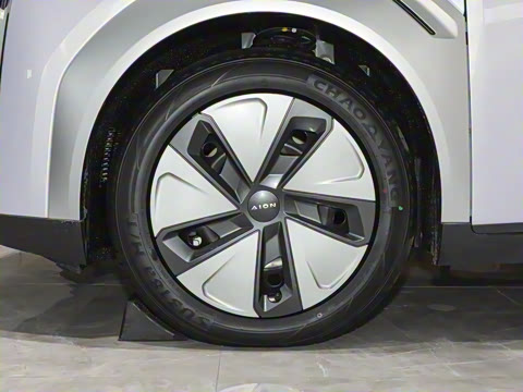 2023�� Plus 610 ������