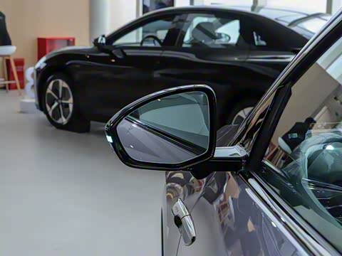 2025�� 625 ������ Max �콢��