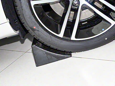 2025�� ����   Ultra ������