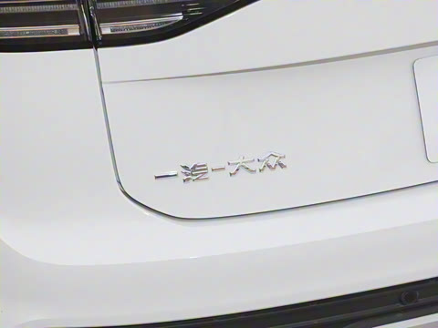 2025�� ������ 300TSI