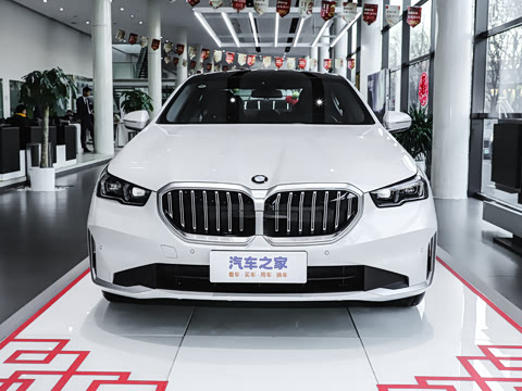 2025�� 530Li ������ ������װ