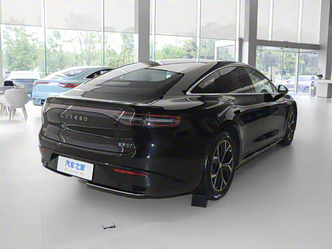 2025�� 855km Max