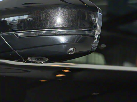 2025�� P250 R-Dynamic S