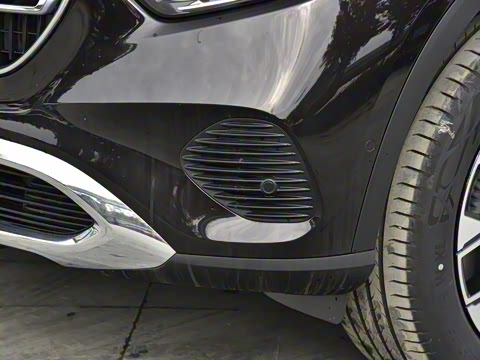 2025�� GLC 260 L 4MATIC ������