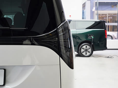 2024�� 100�� 6�� ����Air