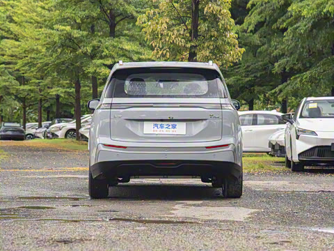 2025�� Plus 510 ������