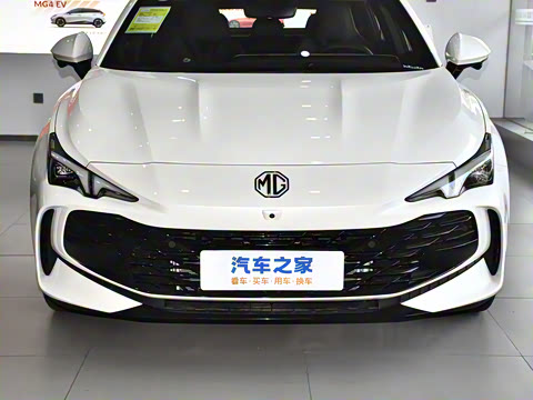 2025�� 2.0T Trophy+ �����˶���