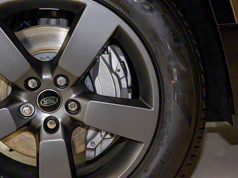 2025�� 110 3.0T P400 X-Dynamic HSE