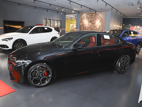 2023�� 2.0T 280HP �����