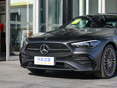 2025�� CLE 300 4MATIC �����ͽ��ܳ�