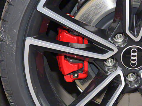 2025�� 200���������� 45 TFSI quattro ��ѡ������