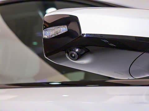 2025�� 300Ultra  �����Ǽ�AD PRO���̰�