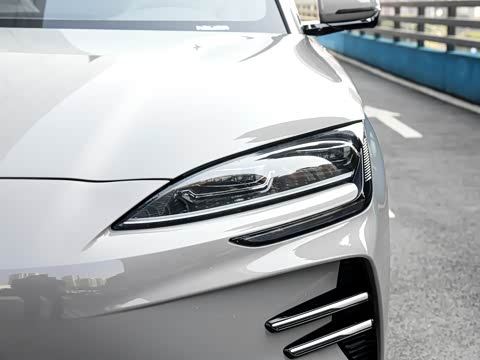 2025�� EV �Ǽݰ� 520km ������