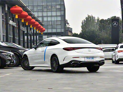 2025�� CLE 300 4MATIC �����ͽ��ܳ�