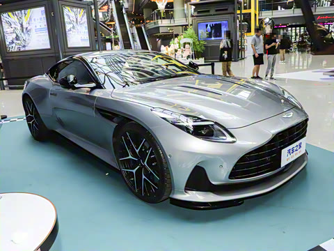 2025�� 4.0T V8 Coupe