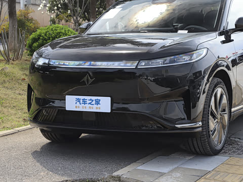 2025�� 210Max���Ȱ� 5��