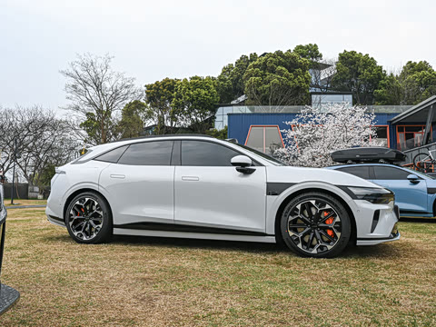 2025�� �����������Ǽݰ� 100kWh