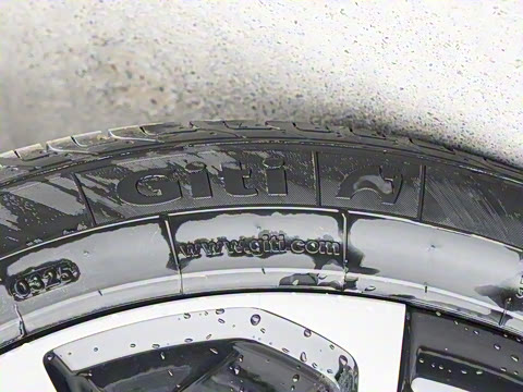 2025�� EV �Ǽݰ� 520km �����